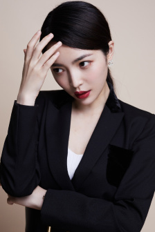 阿富汗一女市长飞抵德国