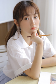龚玥菲潘金莲